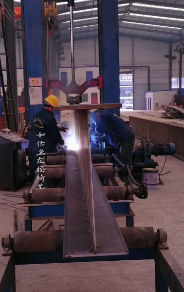 甘肃环县钢结构厂H型钢组立机